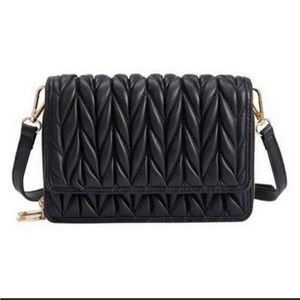 Giselle Crossbody - Black